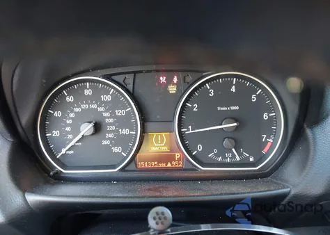 2010 BMW 128I z USA, uszkodzony, nr VIN WBAUP9C56AVL89186